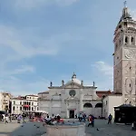 Santa Maria Formosa Apartment Venice