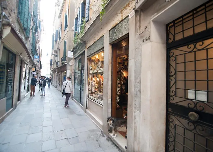 Santa Maria Formosa Διαμέρισμα